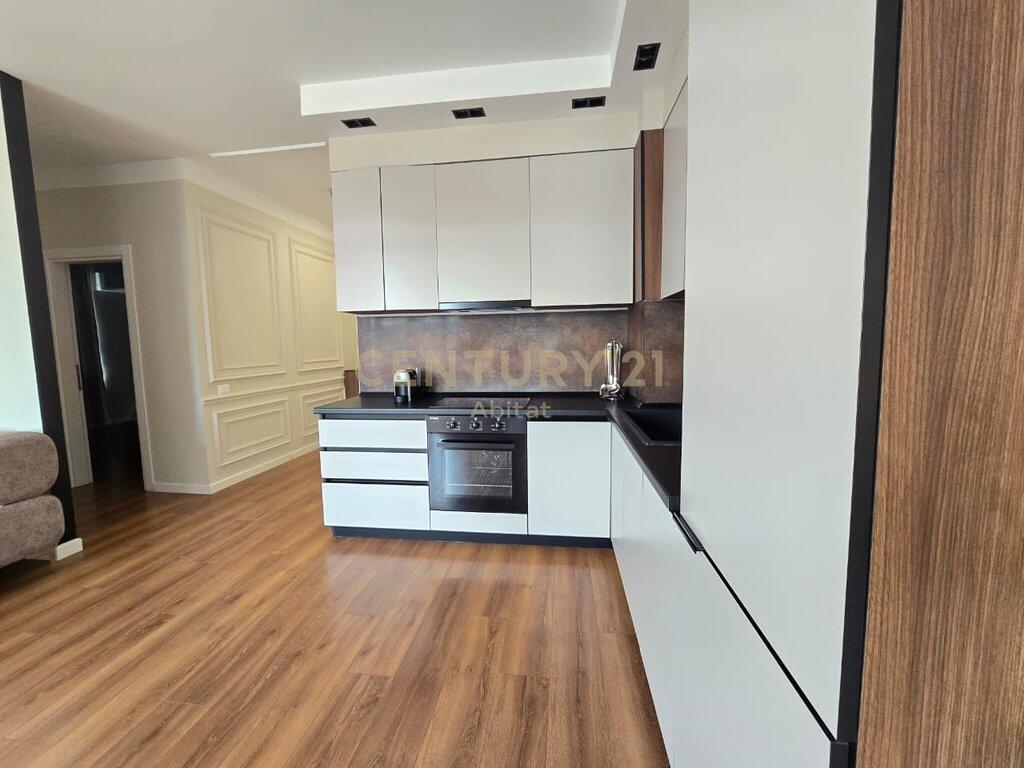 APARTAMENT PREMIUM NE SHITJE PRANE STADIUMIT DINAMO- Nje nga zonat me te kerkuara te Tiranes! 320,000 €