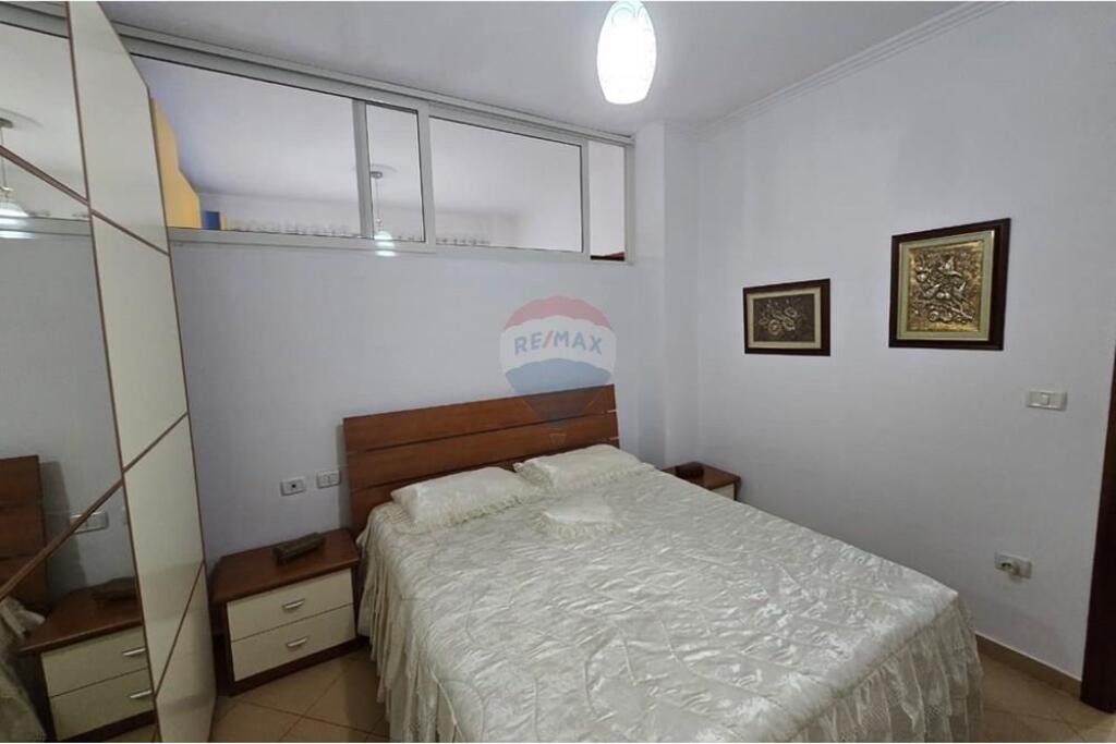 Apartament 2+1, Don Bosko