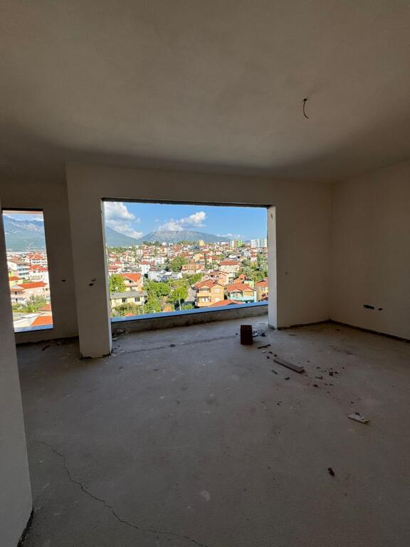 💥OKAZION.💥 SHITET SUPER APARTAMENT 1+1 PRANE TREGUT ELEKTRIK 118.700 EURO