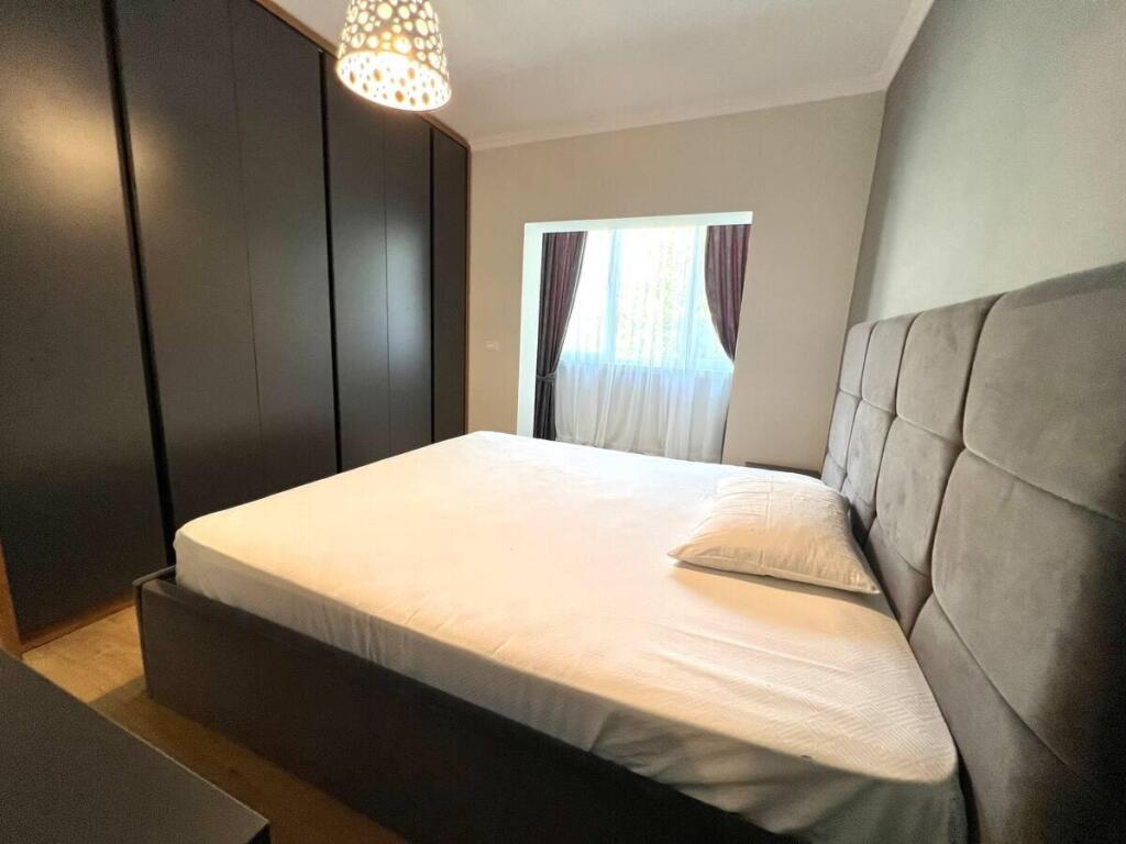 JEPET ME QERA APARTAMENT 2+1 BLLOK, LSI