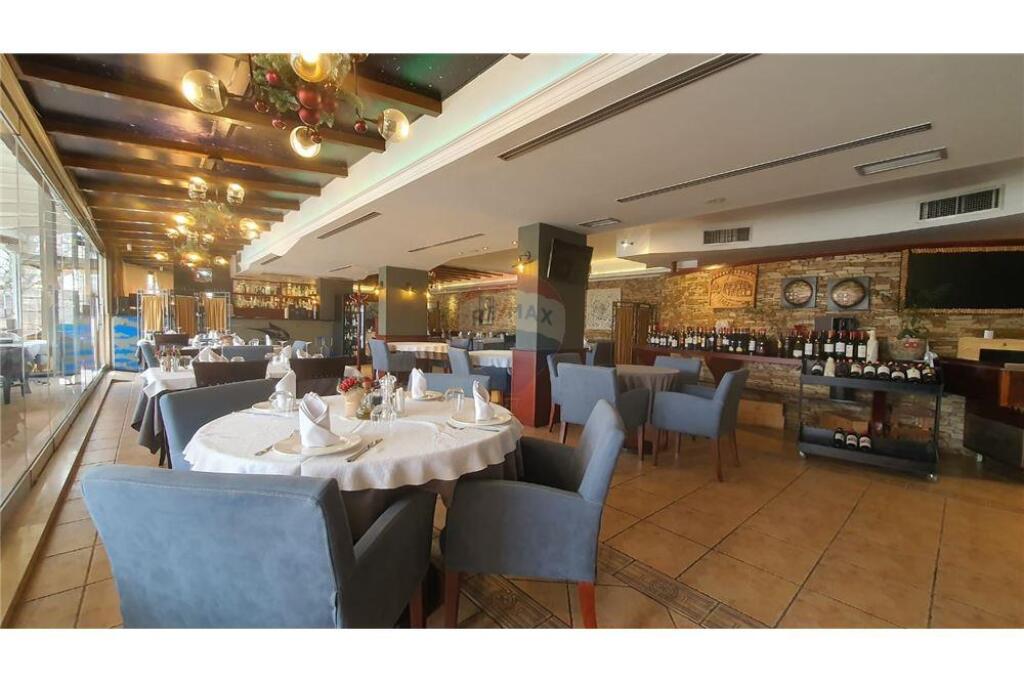 Ristorante - In Affitto - Viale Jean D'Arc, Tirana !