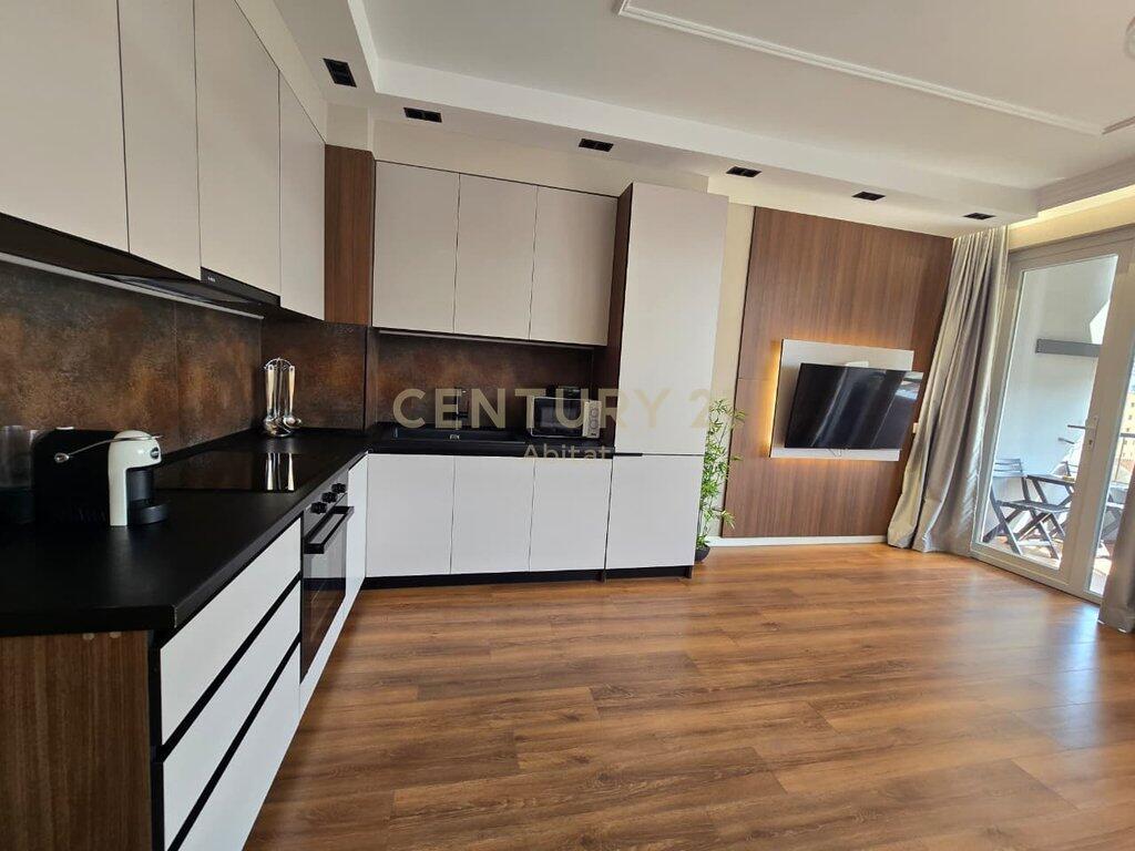 APARTAMENT PREMIUM NE SHITJE PRANE STADIUMIT DINAMO- Nje nga zonat me te kerkuara te Tiranes! 320,000 €