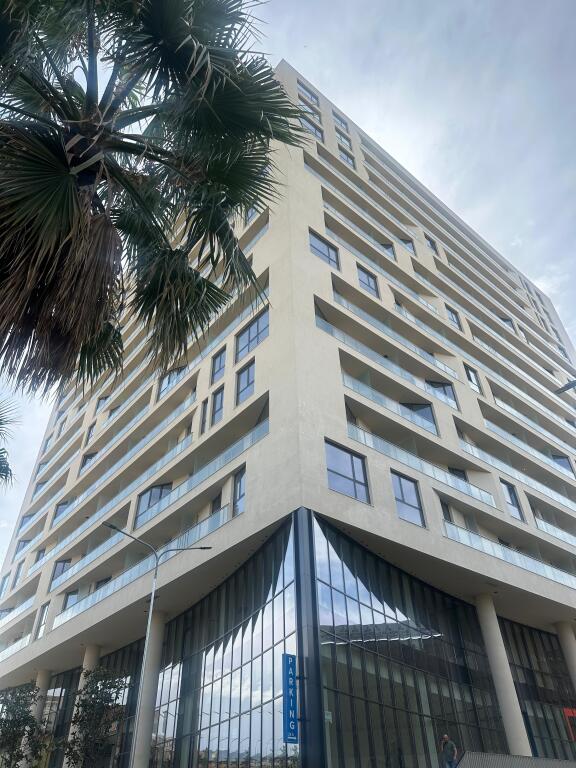 Office Space for Rent – Golden Tower, Mine Peza Street
