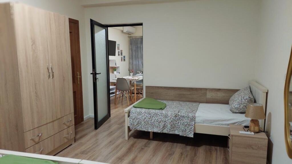Jepet Me Qera Apartament 1+1