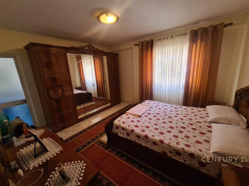 🏢 SHITET APARTAMENT 4+1+2 – PRANË STADIUMIT DINAMO