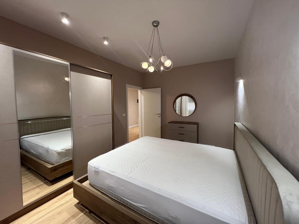 Apartament 1+1 tek kopshti Zoologjik