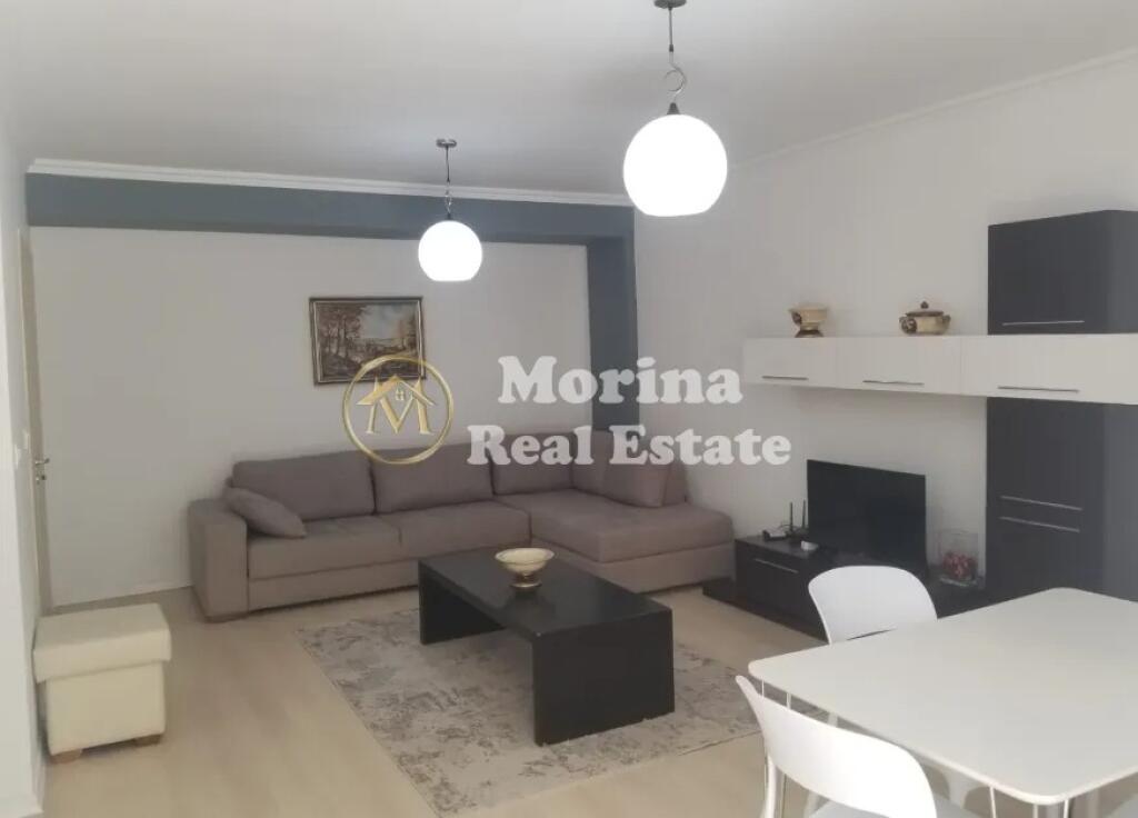 Affitto Appartamento 2+1, nel Bllok, 800 Euro/mese