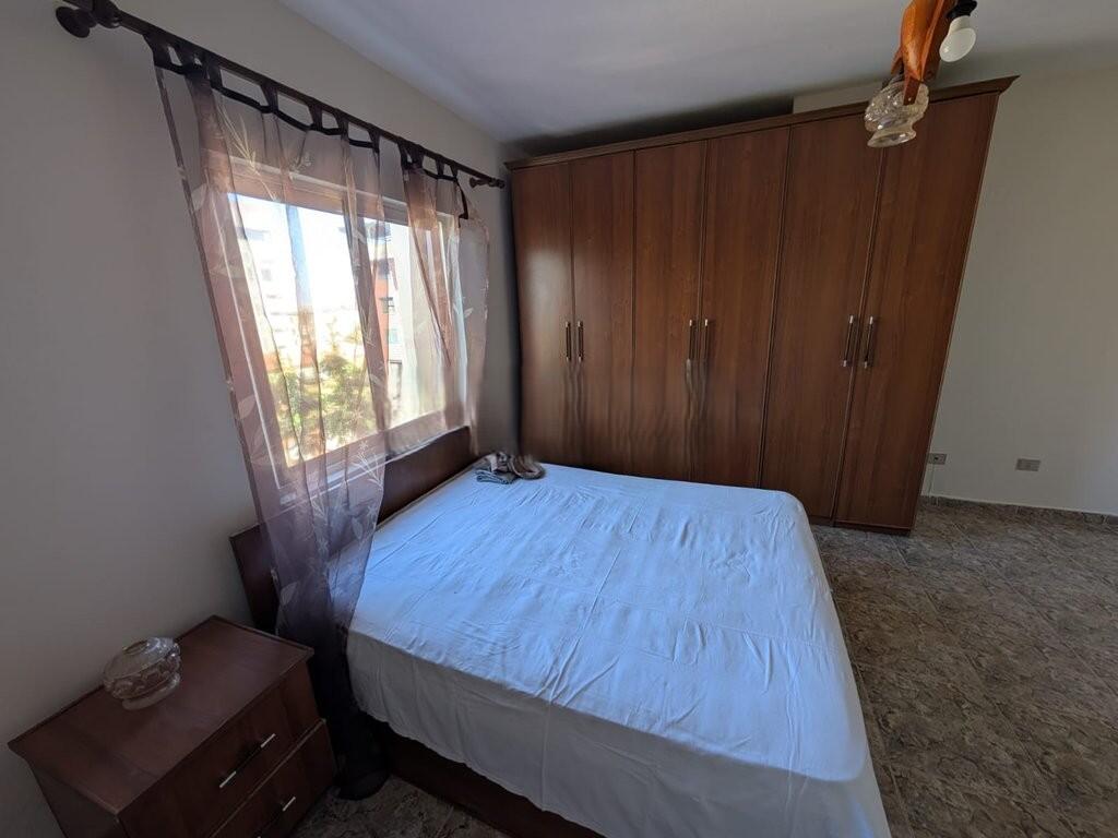 Jepet me qira apartament 2+1+2 ne Rrugen e Kavajes. 600 € /Muaj