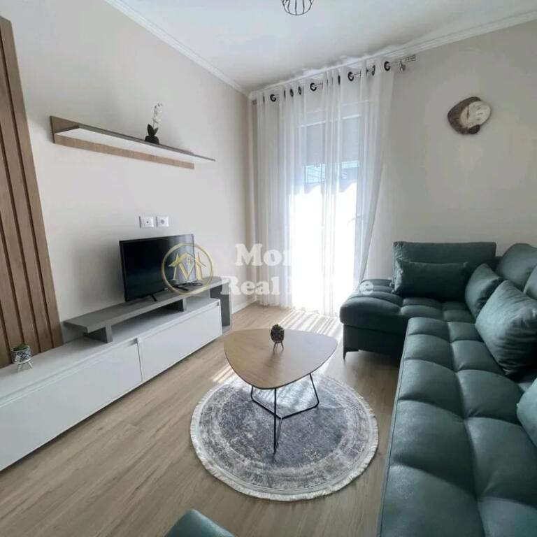 Qera, Apartament, 1+1, Xhamllik, 500 euro/muaj