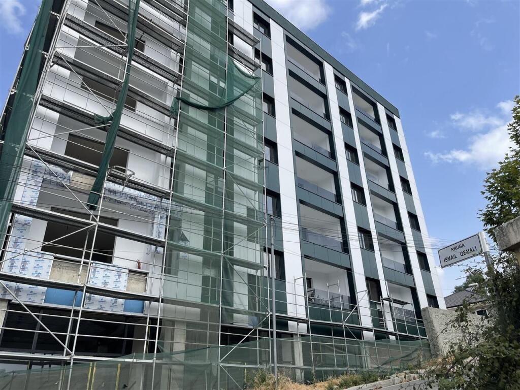 SHITET APARTAMENT 2+1 PASKUQAN 126.000 EURO