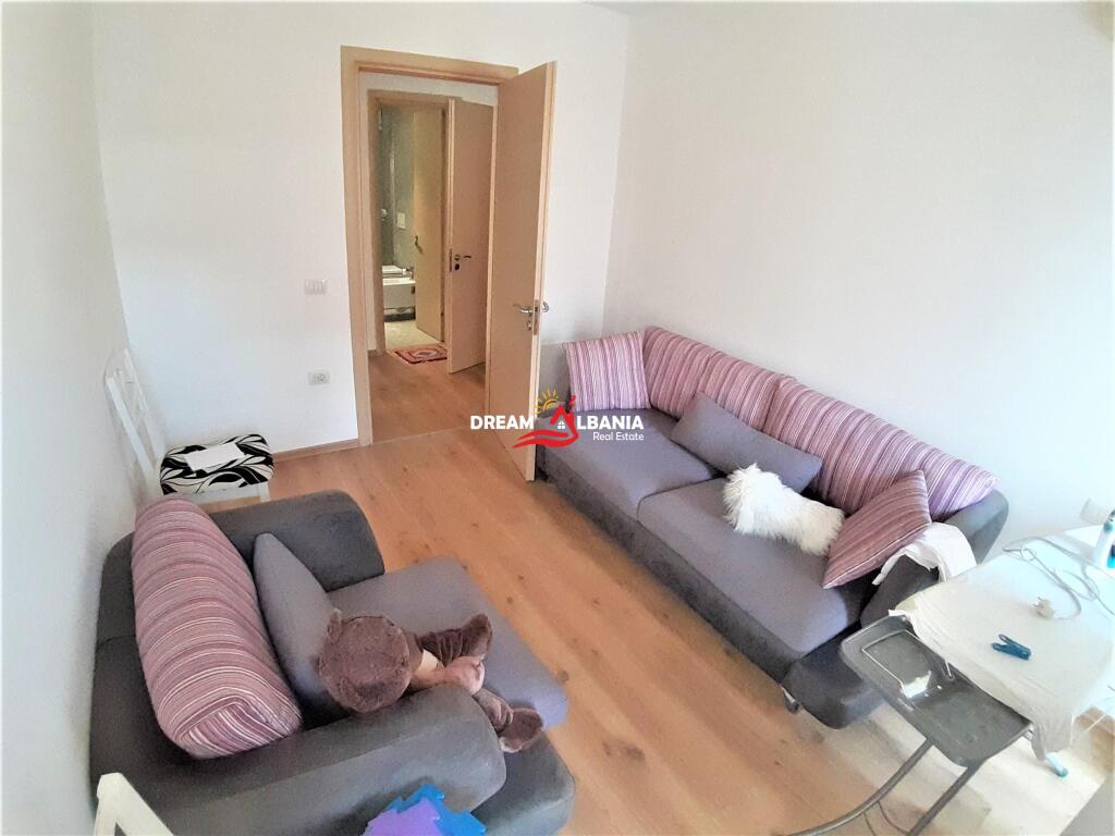 Appartamento 3+1 in affitto nel complesso Kontakt a Tirana (ID 4231217)