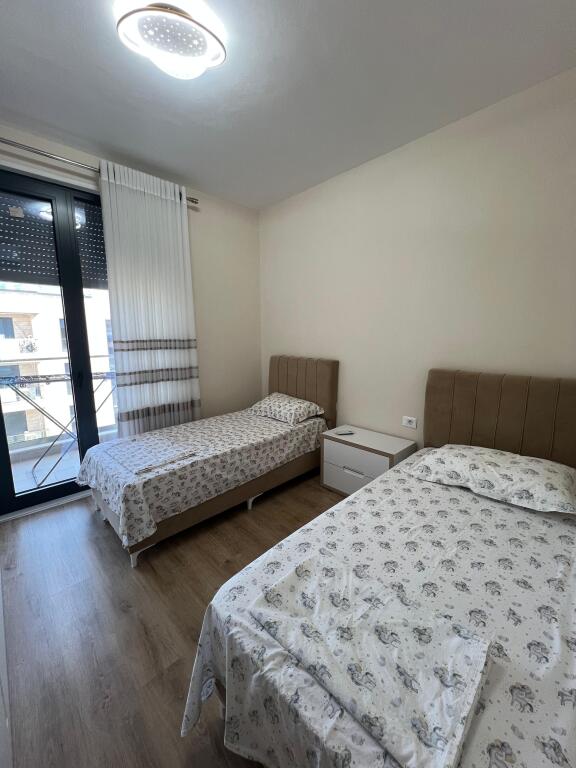 Jepet me qera 2+1+ parkim lux - Rezidenca Erli Porcelan