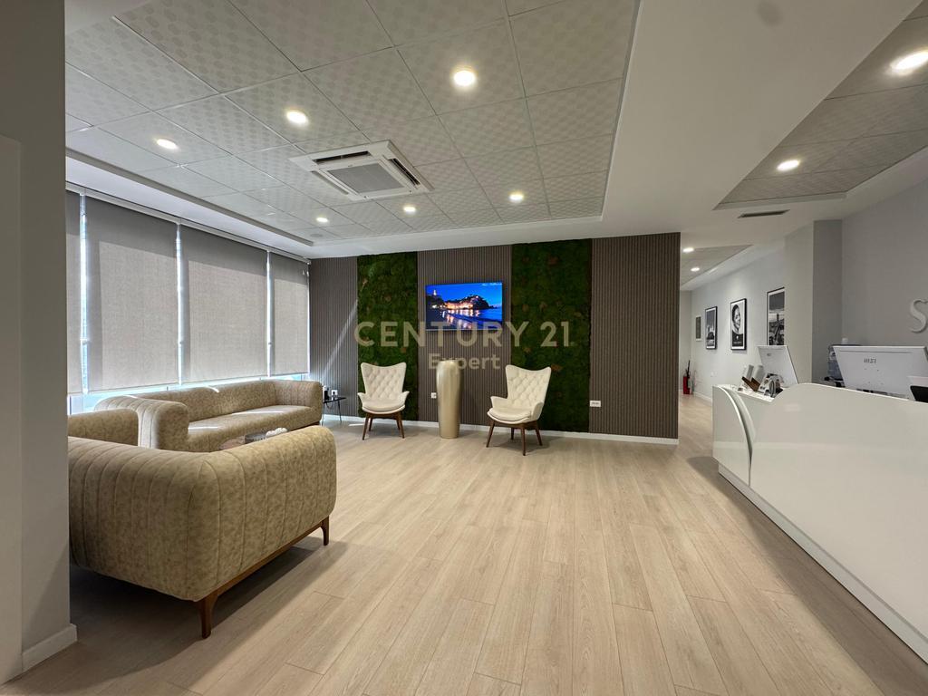 🦷 CLINICA DENTALE MODERNA IN AFFITTO – TIRANA
