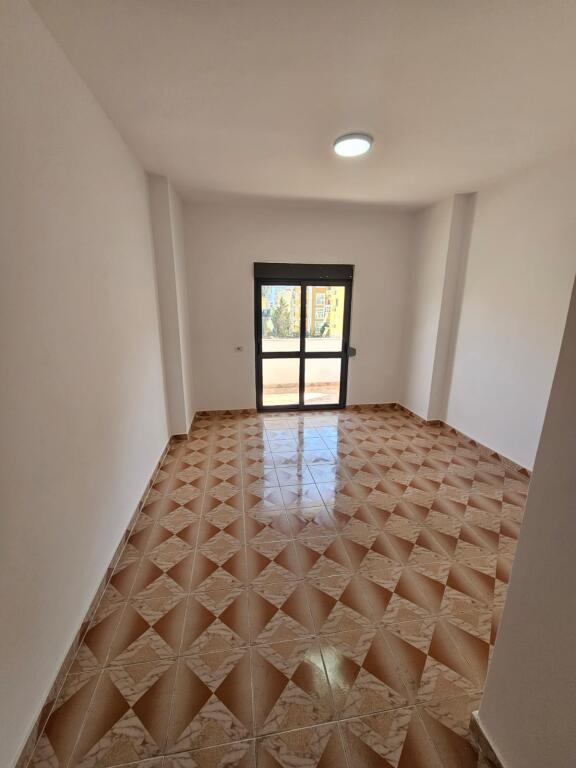 SHITET APARTAMENT 2+1 NE PLAZHIN GOLEMIT