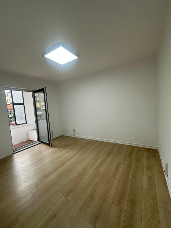 Office space for rent opposite squer21