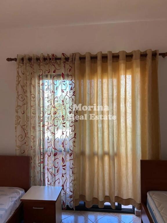 Qera, Hyrje Private 1+1,Porcelan 300 euro/Muaj