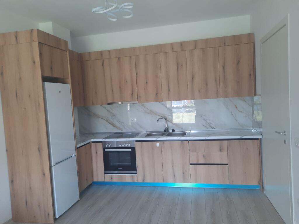APARTAMENT ME QERA 1+1