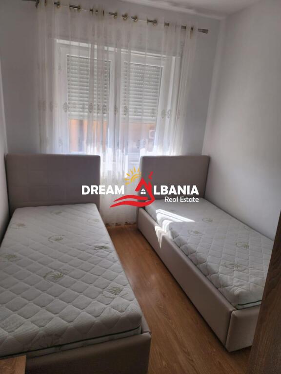Apartament 2+1+2 me qera tek Pediatria (ID 42215382)