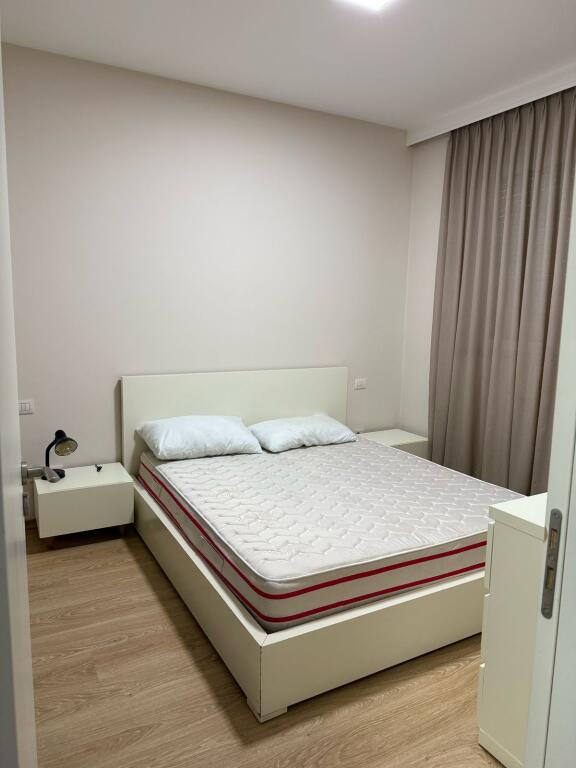 Affittasi duplex 3+1 – Kodra e Diellit 1