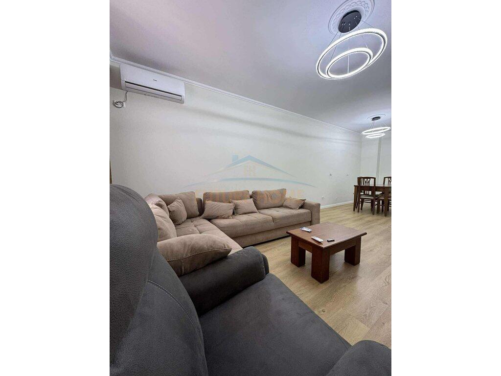 Qera , Apartament 1+1 , te 21 Dhjetori