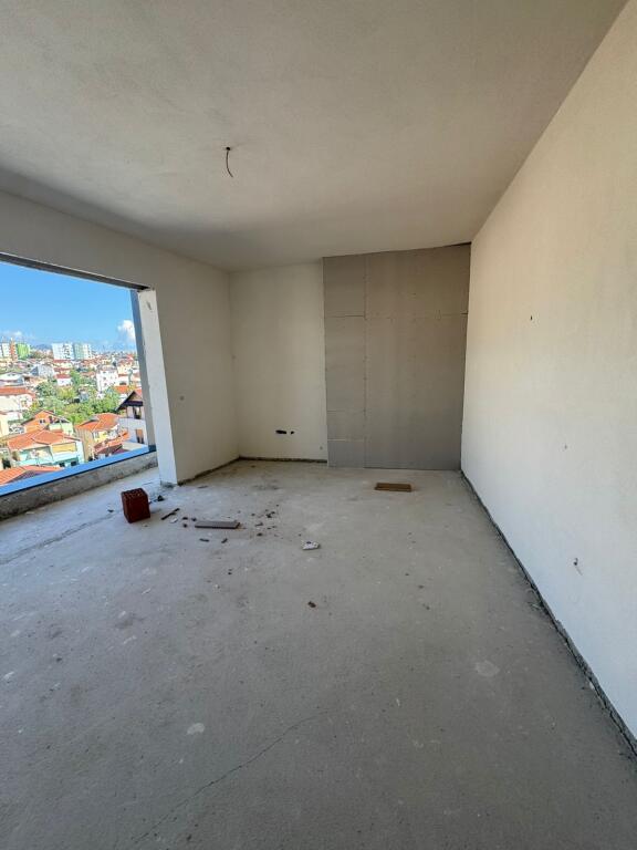💥OKAZION.💥 SHITET SUPER APARTAMENT 1+1 PRANE TREGUT ELEKTRIK 118.700 EURO