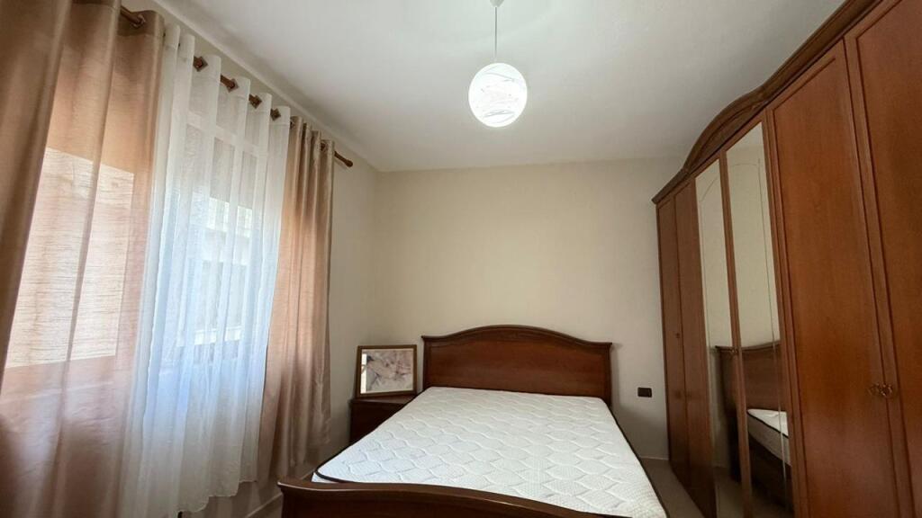🏠VILLA SU DUE PIANI IN AFFITTO 💶600 EURO/MESI 📌 XHAMLLIK 🛋️4 CAMERE &amp; 2 BAGNI