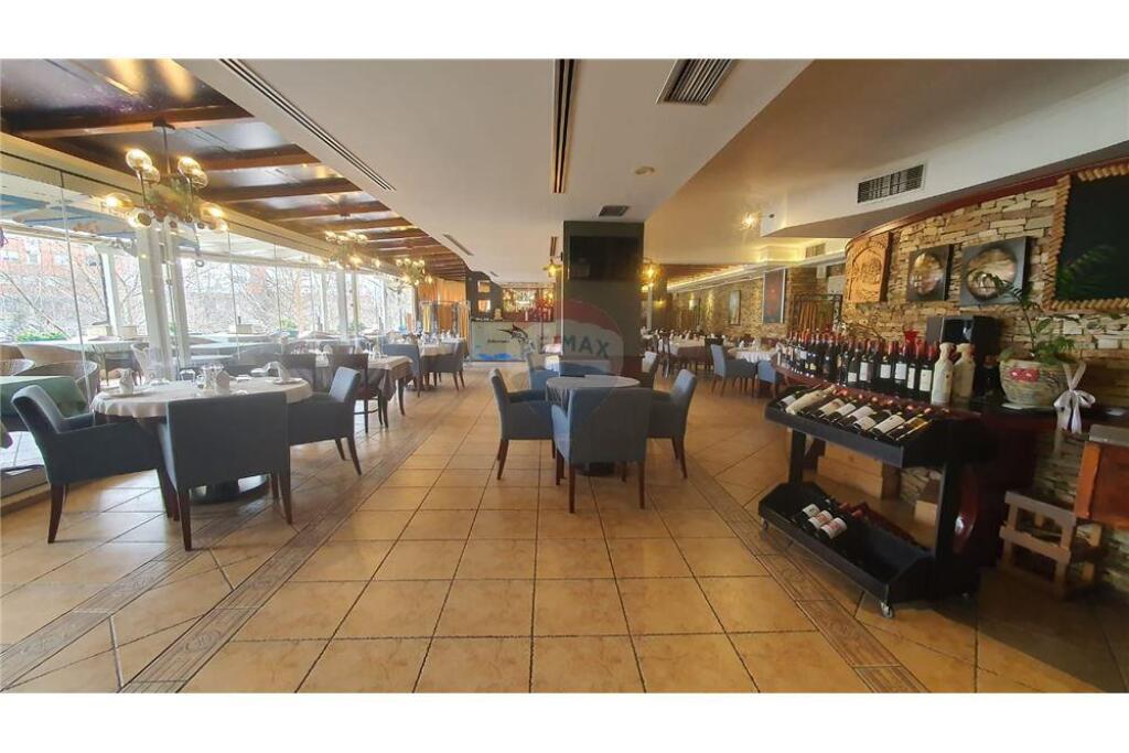 Ristorante - In Affitto - Viale Jean D'Arc, Tirana !