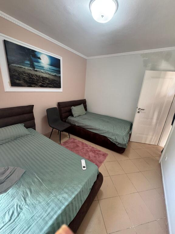 Shitet, Apartament 2+1, Lagjja 13, Durres