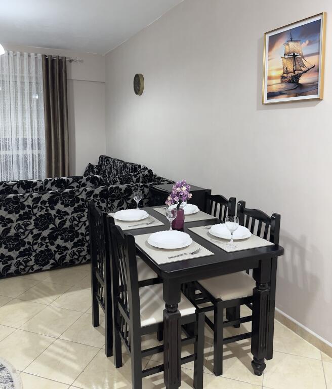 Apartament 2+1 me qera ne Plazh, Durres