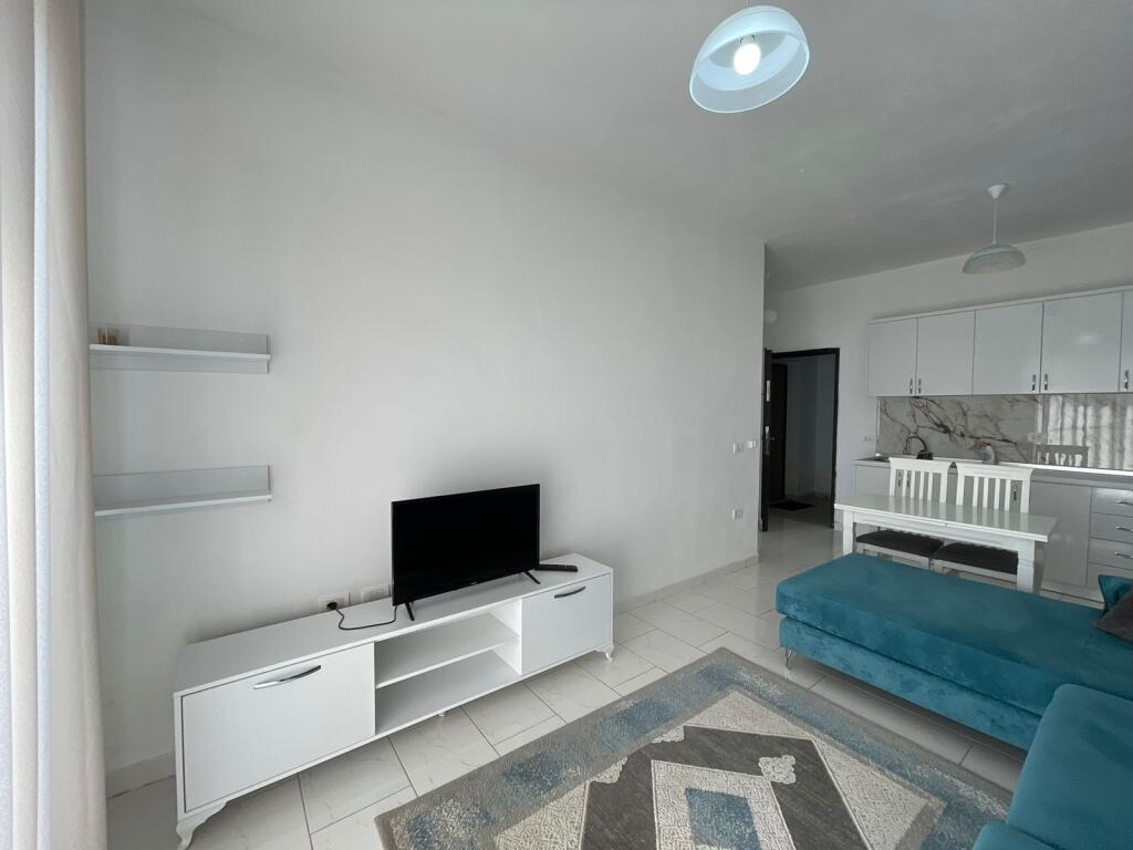 Apartament 1+1 me qira tek Rrota e Kuqe
