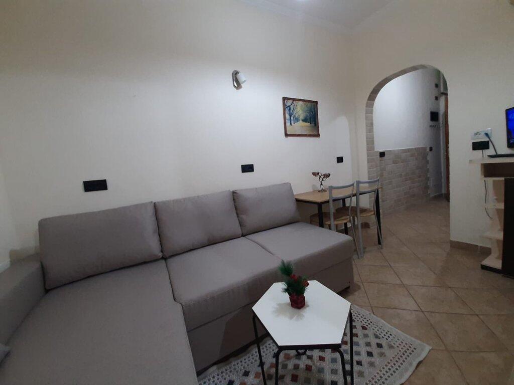 Casa 1+1 in Affitto nella Zona Frigorifer, Tirana - 4.500 Lek 450 € /mese
