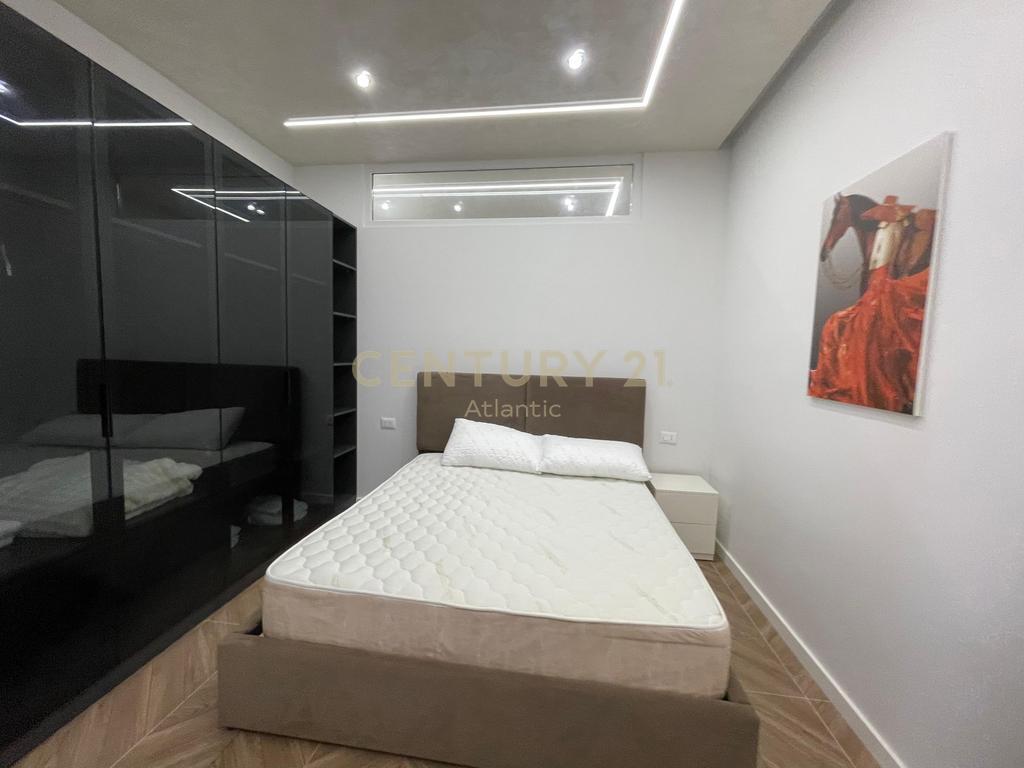 IN VENDITA APPARTAMENTO 2+1+36M2 VERANDA AL 27 -PIANO,VOLLGA DURRES !! 260,000 €