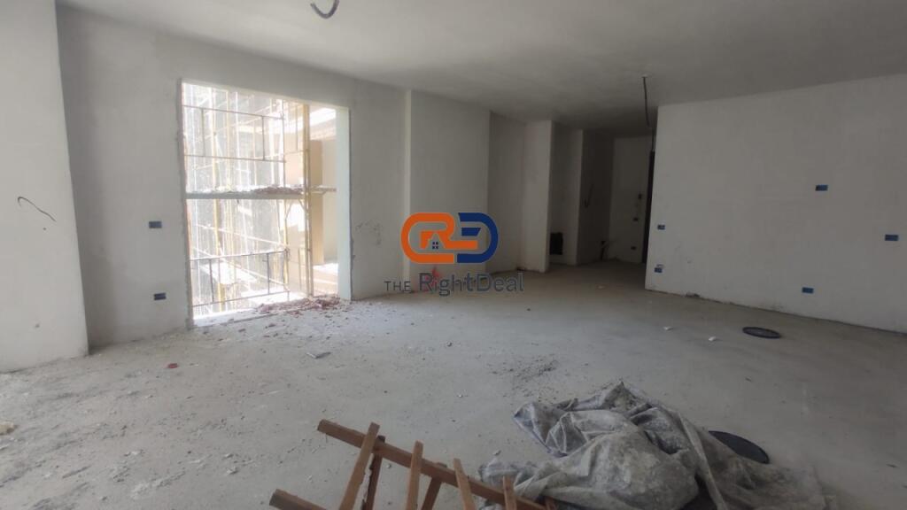 Tek Palladium Rezidence, Tek Liqeni i Thate Shitet Super Apartament 3+1 Me Strukture Perfekte!!
