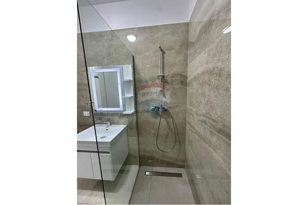 APARTAMENT 1+1 NE DELIJORGJ ME QIRA