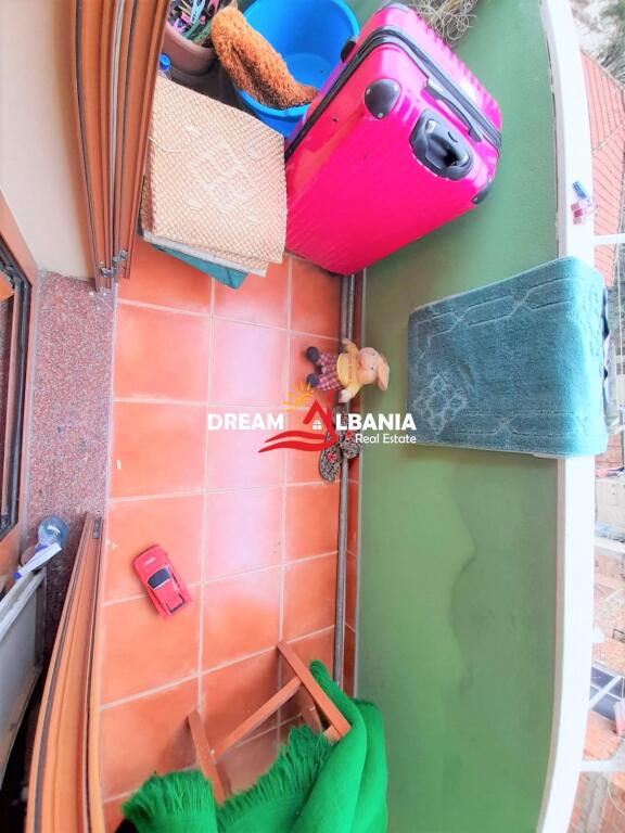 Appartamento 2+1 in affitto a Pazari i ri in via Tefta Tashko Koco (ID 4229307)