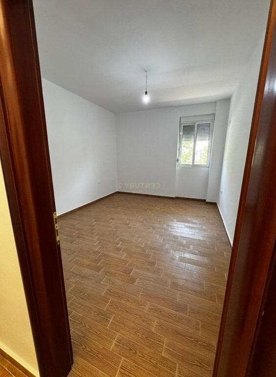 APARTMENT 2+1 FOR SALE IN VLORE - LUNGO MARE (BEHIND BAR HANNOVER) !!!