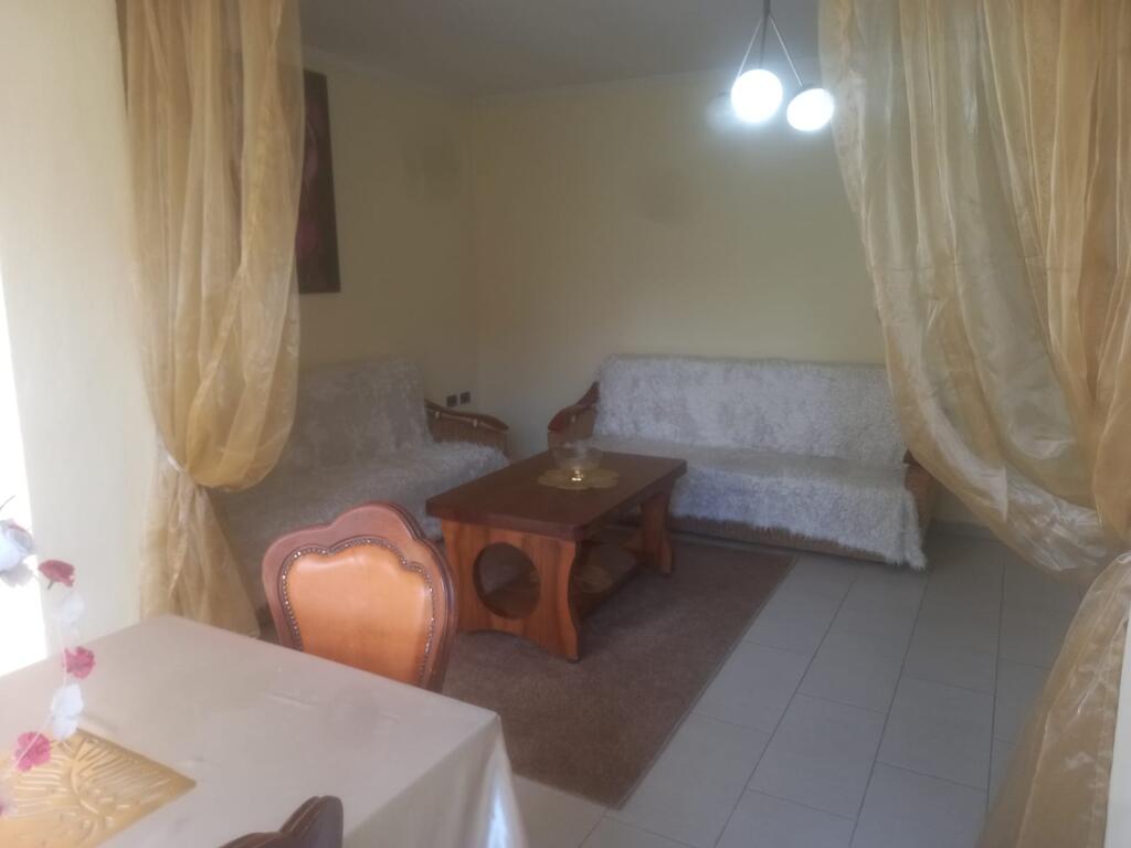 Jepet me qera apart 2+1 te 21 Dhjetori