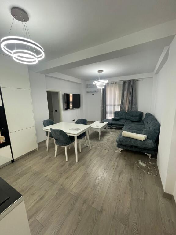 Qera Apartament 2+1 📍 Astir, pranë Artistit 💰 Çmimi: 60,000 Lekë