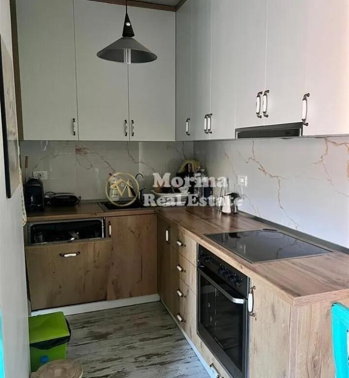 Qera, Apartament 2+1, Komuna e Parisit, 660 euro/muaj.