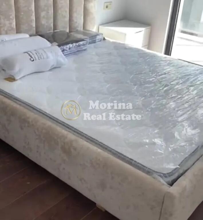 Qera, Apartament 1+1,  Sheshi Skenderbej, 700 euro/muaj