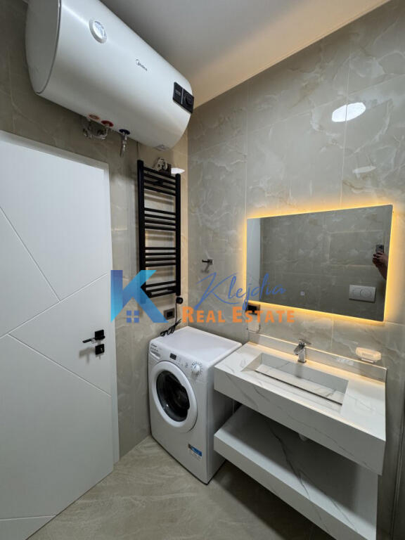Appartamento 1+1 in affitto a 21 Dhjetori, complesso Star