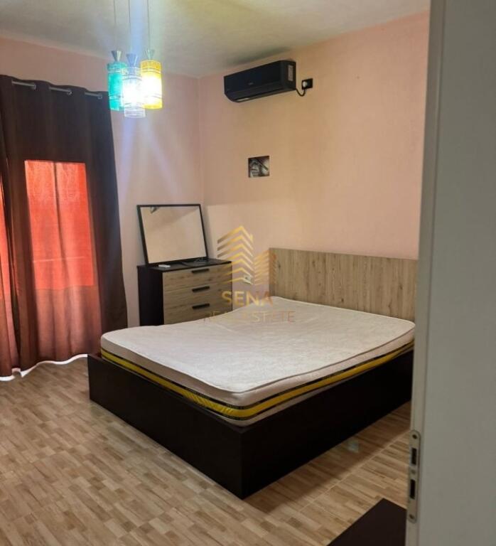Affitto, Ingresso privato, 2+1+balcone+Posto Auto, Città Studenti, 350 Euro/mese
