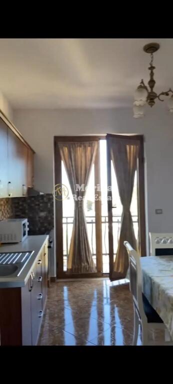 Qera, Hyrje Private 1+1, Shkoze, 300 Euro/Muaj
