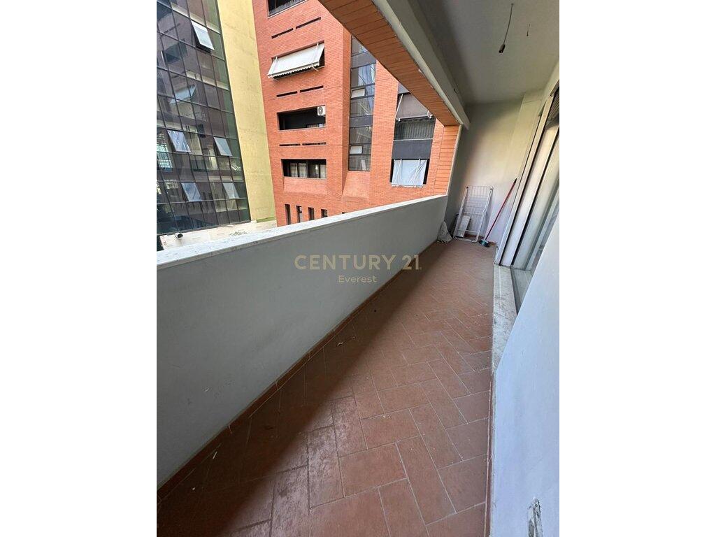 🏡 SHITET APARTAMENT 2+1+2 – PRANË HIPOTEKËS, TIRANË
