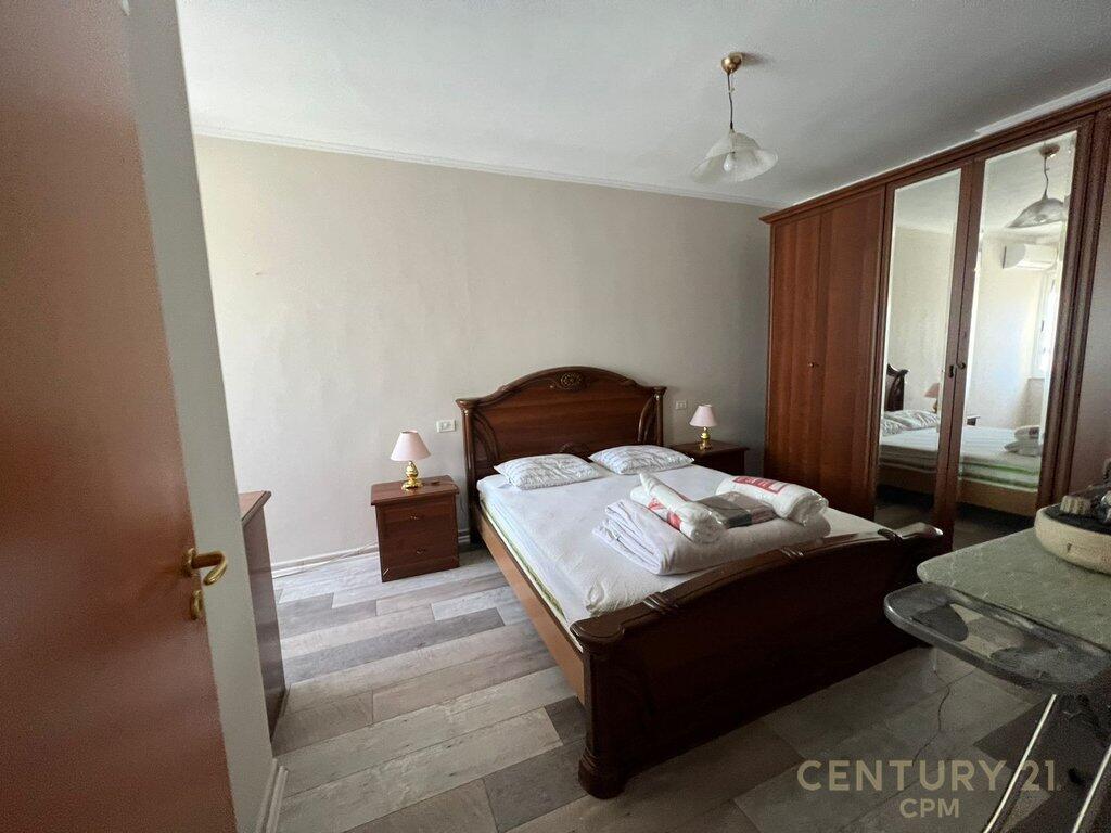 NE RRUGEN E KAVAJES JAPIM ME QIRA APARTAMENT 2+1+2!