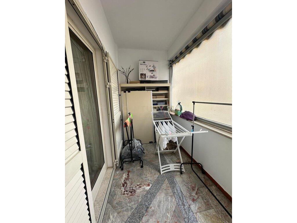 RRUGA E BOGDANEVE, JAPIM ME QIRA APARTAMENT 3+1+2