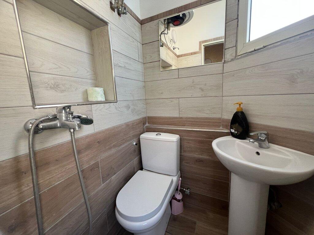 Appartamento 1+1 in Affitto a Frigoriferi, Tirana 370 € /Mese