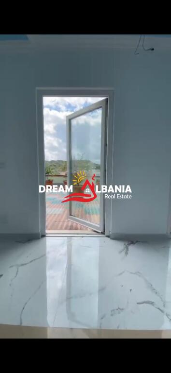 Ambient per zyre  me qera ne Rrugen Besim Alla , prane pallateve Çabej  ne Tirane (ID 42611274)