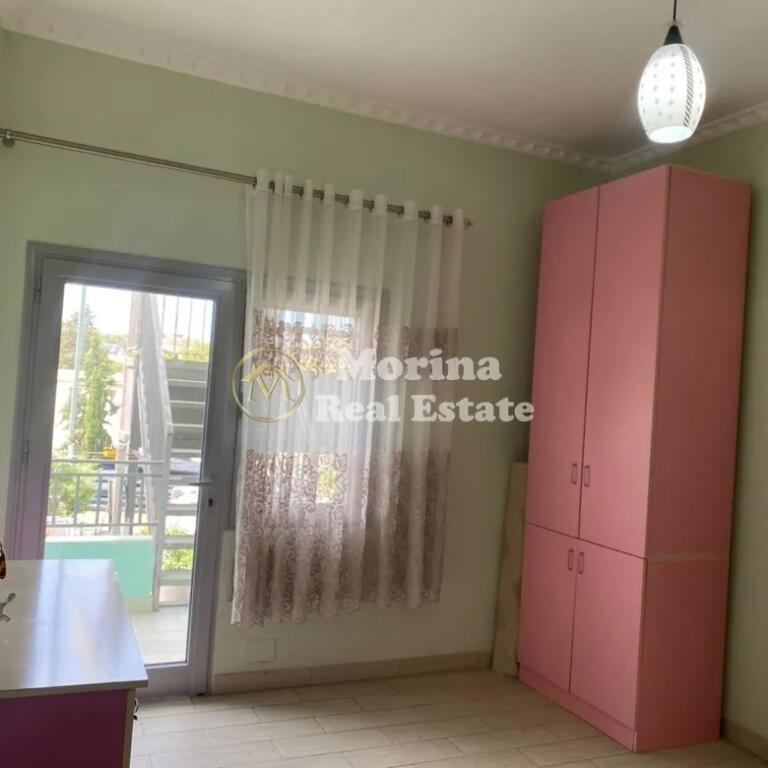 Affitto, Ingresso privato 1+1, Via Myslym Keta, 300 euro/mese