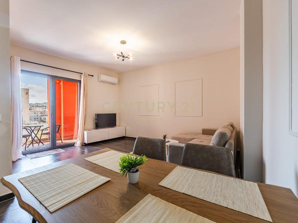 RRUGA E KAVAJES, APARTAMENT 1+1 PER QIRA